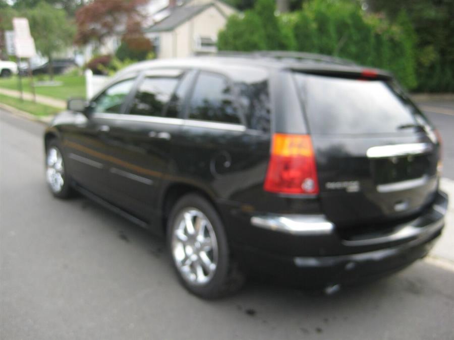 2007 Chrysler Pacifica Limited AWD 4dr Wagon, available for sale in Massapequa, New York | Rite Choice Auto Inc.. Massapequa, New York 2007 Chrysler Pacifica Limited AWD 4dr Wagon, available for sale in Massapequa, New York | Rite Choice Auto Inc.. Massapequa, New York