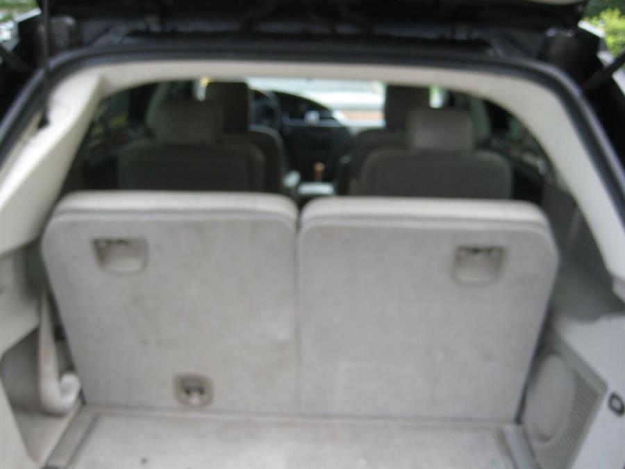2007 Chrysler Pacifica Limited AWD 4dr Wagon, available for sale in Massapequa, New York | Rite Choice Auto Inc.. Massapequa, New York 2007 Chrysler Pacifica Limited AWD 4dr Wagon, available for sale in Massapequa, New York | Rite Choice Auto Inc.. Massapequa, New York