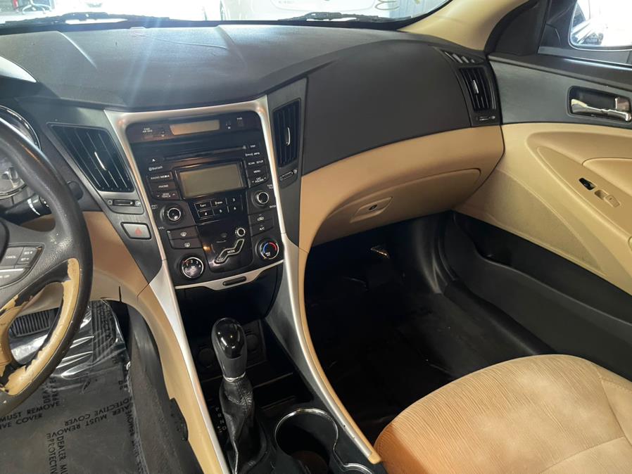 2013 Hyundai Sonata 4dr Sdn 2.4L Auto SE, available for sale in Garden Grove, California | U Save Auto Auction. Garden Grove, California 2013 Hyundai Sonata 4dr Sdn 2.4L Auto SE, available for sale in Garden Grove, California | U Save Auto Auction. Garden Grove, California