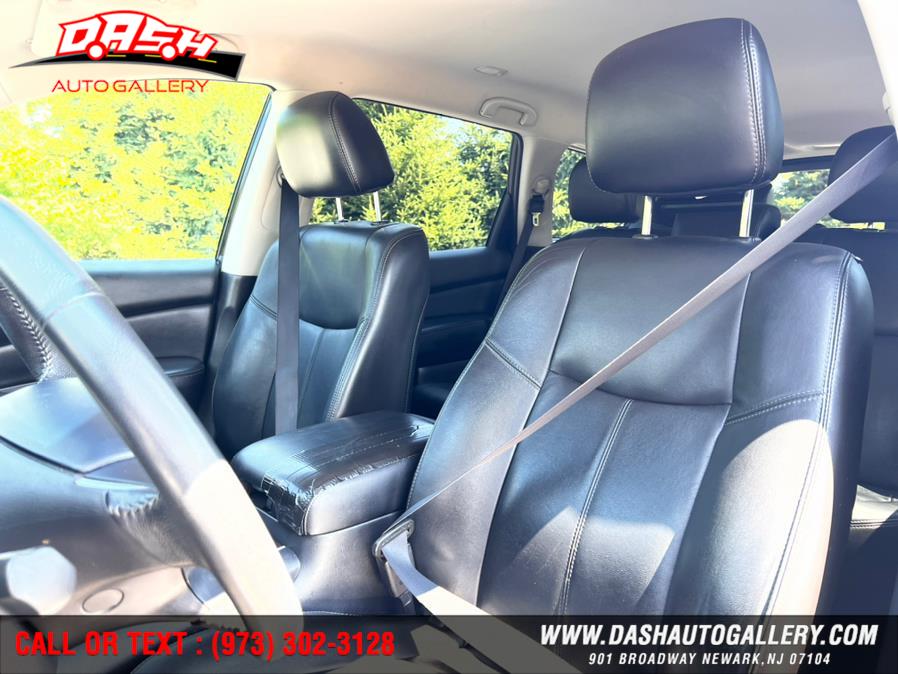 Used Nissan Pathfinder 4WD 4dr SV 2013 | Dash Auto Gallery Inc.. Newark, New Jersey Used Nissan Pathfinder 4WD 4dr SV 2013 | Dash Auto Gallery Inc.. Newark, New Jersey