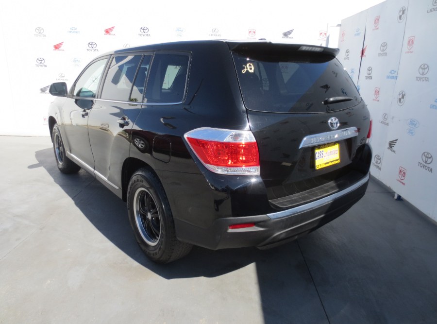 Used Toyota Highlander FWD 4dr L4 Base (Natl) 2011 | Auto Max Of Santa Ana. Santa Ana, California Used Toyota Highlander FWD 4dr L4 Base (Natl) 2011 | Auto Max Of Santa Ana. Santa Ana, California