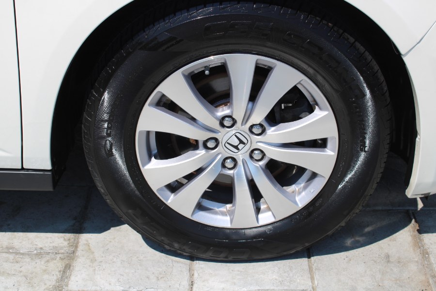 2015 Honda Odyssey 5dr EX-L, available for sale in Plantsville, Connecticut | Auto House of Luxury. Plantsville, Connecticut 2015 Honda Odyssey 5dr EX-L, available for sale in Plantsville, Connecticut | Auto House of Luxury. Plantsville, Connecticut