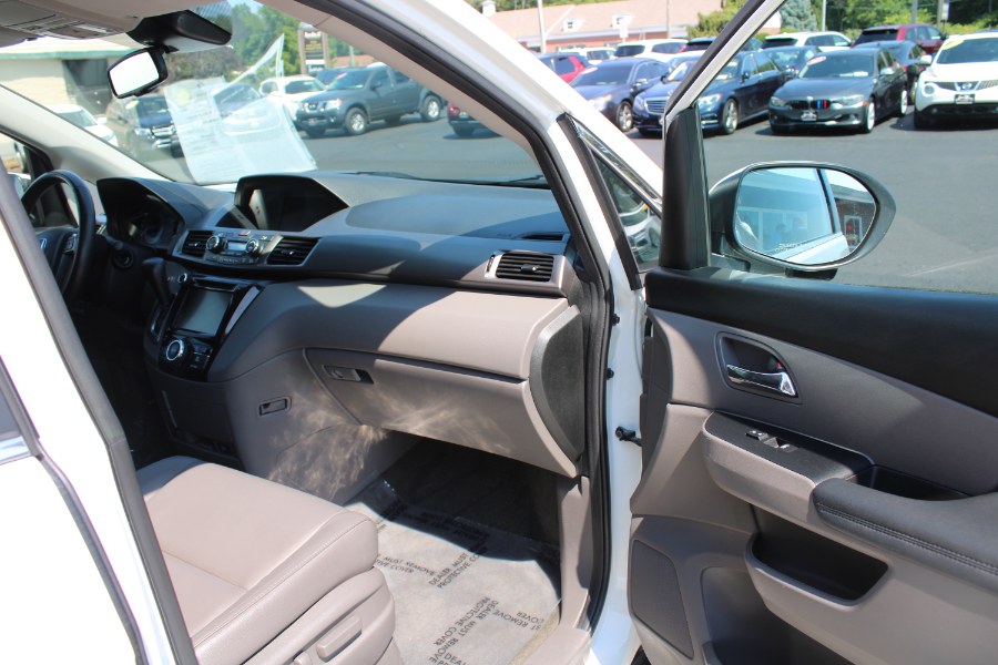 2015 Honda Odyssey 5dr EX-L, available for sale in Plantsville, Connecticut | Auto House of Luxury. Plantsville, Connecticut 2015 Honda Odyssey 5dr EX-L, available for sale in Plantsville, Connecticut | Auto House of Luxury. Plantsville, Connecticut