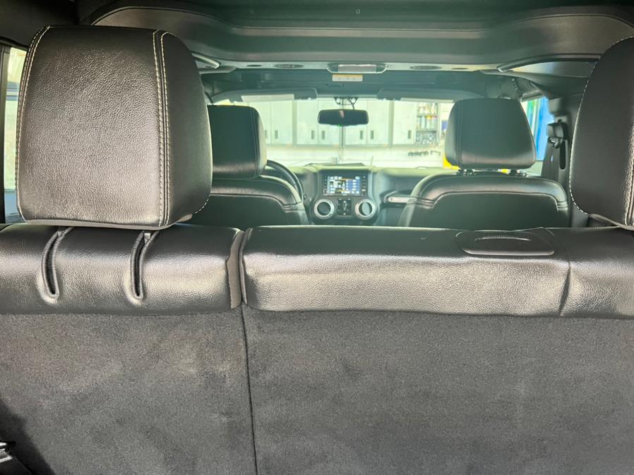 2015 Jeep Wrangler Unlimited 4WD 4dr Wrangler Sahara, available for sale in Plantsville, Connecticut | L&S Automotive LLC. Plantsville, Connecticut 2015 Jeep Wrangler Unlimited 4WD 4dr Wrangler Sahara, available for sale in Plantsville, Connecticut | L&S Automotive LLC. Plantsville, Connecticut