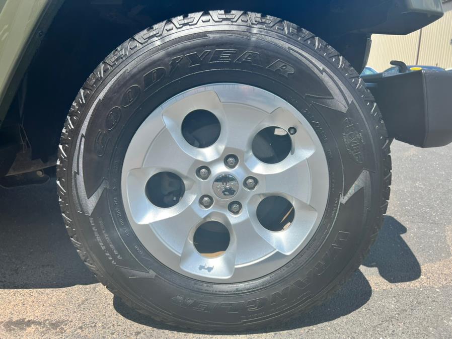 2015 Jeep Wrangler Unlimited 4WD 4dr Wrangler Sahara, available for sale in Plantsville, Connecticut | L&S Automotive LLC. Plantsville, Connecticut 2015 Jeep Wrangler Unlimited 4WD 4dr Wrangler Sahara, available for sale in Plantsville, Connecticut | L&S Automotive LLC. Plantsville, Connecticut