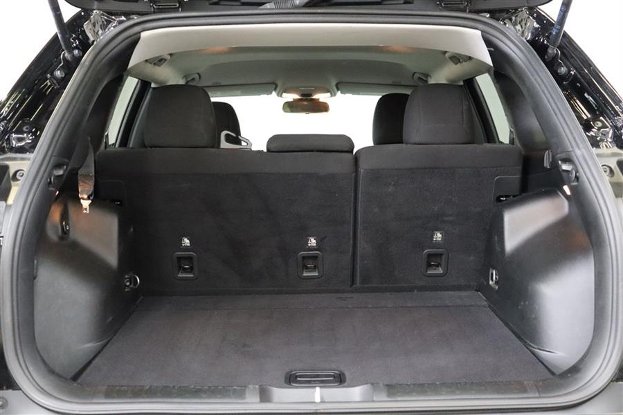 2019 Jeep Cherokee LATITUDE, available for sale in Paterson, New Jersey | Fast Track Motors. Paterson, New Jersey 2019 Jeep Cherokee LATITUDE, available for sale in Paterson, New Jersey | Fast Track Motors. Paterson, New Jersey