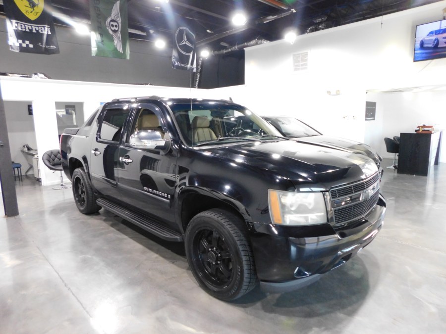 Used Chevrolet Avalanche 4WD Crew Cab 130" LTZ 2007 | Auto Gallery. Lodi, New Jersey Used Chevrolet Avalanche 4WD Crew Cab 130" LTZ 2007 | Auto Gallery. Lodi, New Jersey