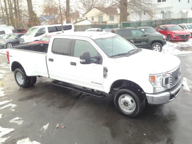 Used Ford F-350 Drw Super Duty XLT 4WD w/ rearCam 2020 | Car Revolution. Maple Shade, New Jersey Used Ford F-350 Drw Super Duty XLT 4WD w/ rearCam 2020 | Car Revolution. Maple Shade, New Jersey
