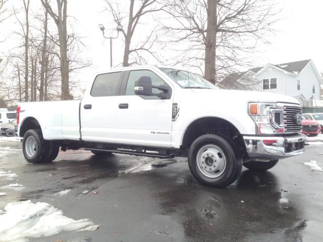Used Ford F-350 Drw Super Duty XLT 4WD w/ rearCam 2020 | Car Revolution. Maple Shade, New Jersey Used Ford F-350 Drw Super Duty XLT 4WD w/ rearCam 2020 | Car Revolution. Maple Shade, New Jersey