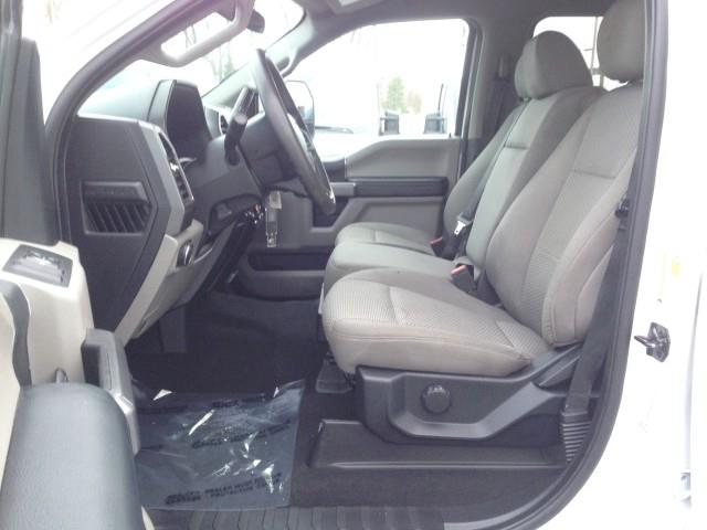 Used Ford F-350 Drw Super Duty XLT 4WD w/ rearCam 2020 | Car Revolution. Maple Shade, New Jersey Used Ford F-350 Drw Super Duty XLT 4WD w/ rearCam 2020 | Car Revolution. Maple Shade, New Jersey
