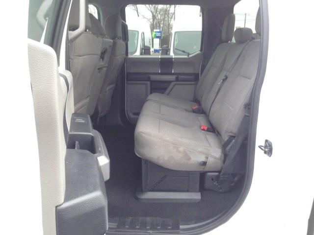 Used Ford F-350 Drw Super Duty XLT 4WD w/ rearCam 2020 | Car Revolution. Maple Shade, New Jersey Used Ford F-350 Drw Super Duty XLT 4WD w/ rearCam 2020 | Car Revolution. Maple Shade, New Jersey