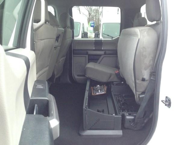 Used Ford F-350 Drw Super Duty XLT 4WD w/ rearCam 2020 | Car Revolution. Maple Shade, New Jersey Used Ford F-350 Drw Super Duty XLT 4WD w/ rearCam 2020 | Car Revolution. Maple Shade, New Jersey