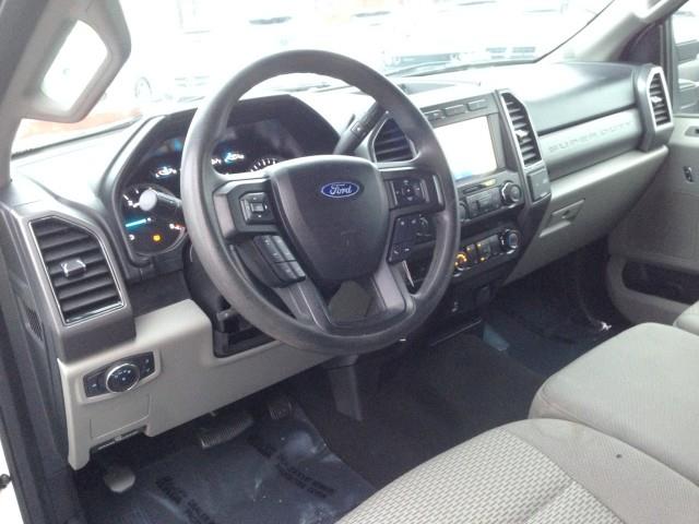 Used Ford F-350 Drw Super Duty XLT 4WD w/ rearCam 2020 | Car Revolution. Maple Shade, New Jersey Used Ford F-350 Drw Super Duty XLT 4WD w/ rearCam 2020 | Car Revolution. Maple Shade, New Jersey