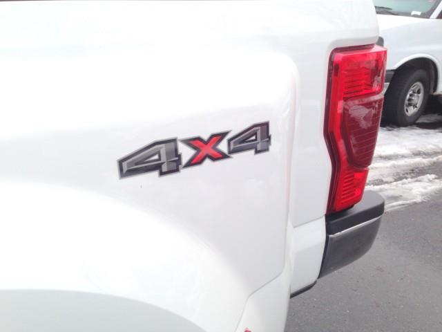 Used Ford F-350 Drw Super Duty XLT 4WD w/ rearCam 2020 | Car Revolution. Maple Shade, New Jersey Used Ford F-350 Drw Super Duty XLT 4WD w/ rearCam 2020 | Car Revolution. Maple Shade, New Jersey