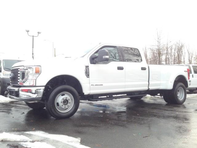 Used Ford F-350 Drw Super Duty XLT 4WD w/ rearCam 2020 | Car Revolution. Maple Shade, New Jersey Used Ford F-350 Drw Super Duty XLT 4WD w/ rearCam 2020 | Car Revolution. Maple Shade, New Jersey