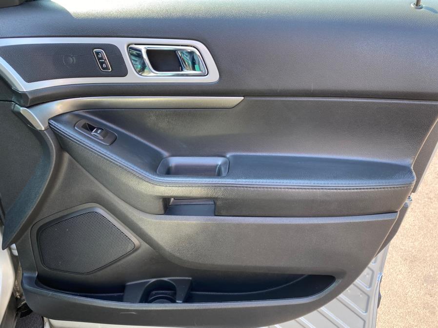 Used Ford Explorer 4WD 4dr Sport 2013 | Lava Motors 2 Inc. Canton, Connecticut Used Ford Explorer 4WD 4dr Sport 2013 | Lava Motors 2 Inc. Canton, Connecticut
