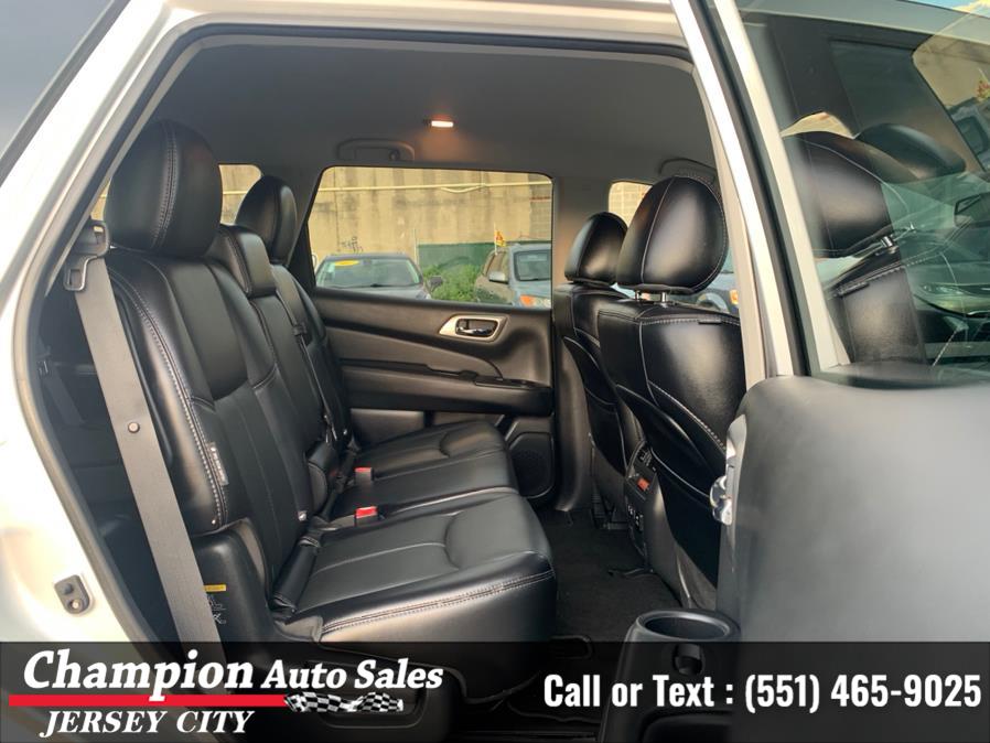 Used Nissan Pathfinder 4x4 SL 2020 | Champion Auto Sales of JC. Jersey City, New Jersey Used Nissan Pathfinder 4x4 SL 2020 | Champion Auto Sales of JC. Jersey City, New Jersey