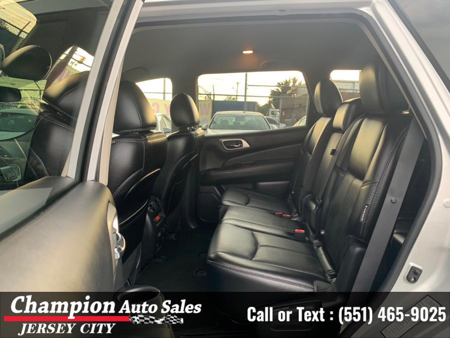 Used Nissan Pathfinder 4x4 SL 2020 | Champion Auto Sales of JC. Jersey City, New Jersey Used Nissan Pathfinder 4x4 SL 2020 | Champion Auto Sales of JC. Jersey City, New Jersey
