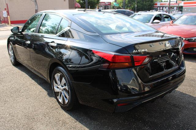 Used Nissan Altima 2.5 S 2020 | NY Luxury Motors. Elmont, New York Used Nissan Altima 2.5 S 2020 | NY Luxury Motors. Elmont, New York