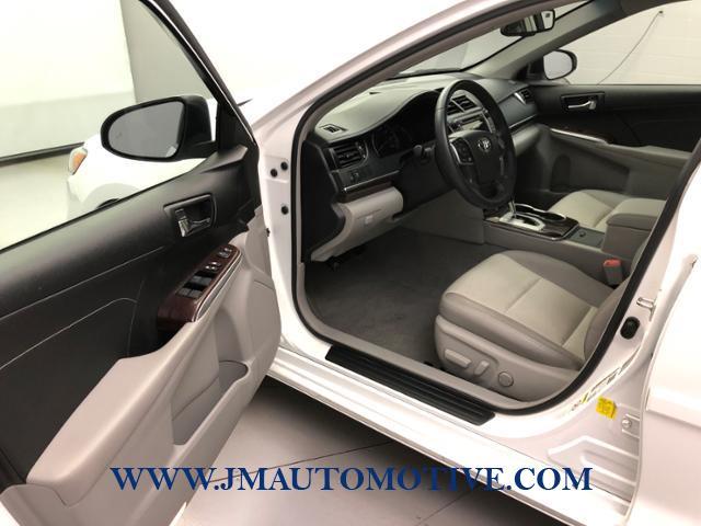 Used Toyota Camry 4dr Sdn V6 Auto XLE *Ltd Avail* 2014 | J&M Automotive Sls&Svc LLC. Naugatuck, Connecticut Used Toyota Camry 4dr Sdn V6 Auto XLE *Ltd Avail* 2014 | J&M Automotive Sls&Svc LLC. Naugatuck, Connecticut