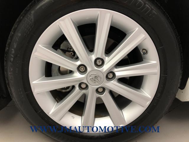 Used Toyota Camry 4dr Sdn V6 Auto XLE *Ltd Avail* 2014 | J&M Automotive Sls&Svc LLC. Naugatuck, Connecticut Used Toyota Camry 4dr Sdn V6 Auto XLE *Ltd Avail* 2014 | J&M Automotive Sls&Svc LLC. Naugatuck, Connecticut