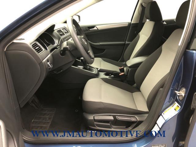 Used Volkswagen Jetta 1.4T S Auto 2017 | J&M Automotive Sls&Svc LLC. Naugatuck, Connecticut Used Volkswagen Jetta 1.4T S Auto 2017 | J&M Automotive Sls&Svc LLC. Naugatuck, Connecticut