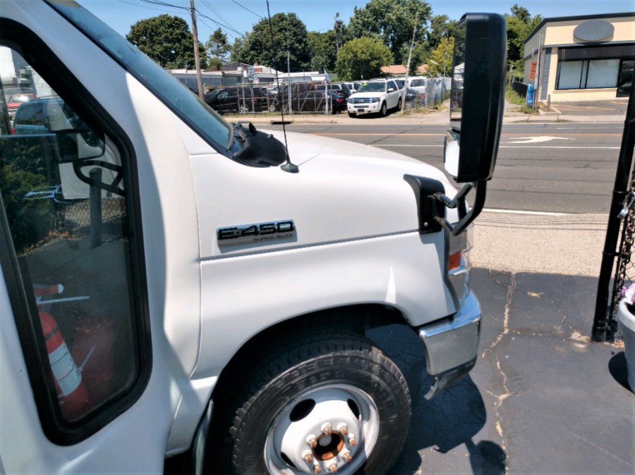 Used Ford E450 ROUTE TRUCK 16 FT BOX DRW 158" WB SUPERDUTY 2019 | Warwick Auto Sales Inc. COPIAGUE, New York Used Ford E450 ROUTE TRUCK 16 FT BOX DRW 158" WB SUPERDUTY 2019 | Warwick Auto Sales Inc. COPIAGUE, New York