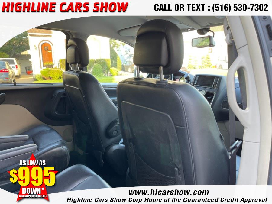 2013 Chrysler Town & Country 4dr Wgn Touring, available for sale in West Hempstead, New York | Highline Cars Show Corp. West Hempstead, New York 2013 Chrysler Town & Country 4dr Wgn Touring, available for sale in West Hempstead, New York | Highline Cars Show Corp. West Hempstead, New York