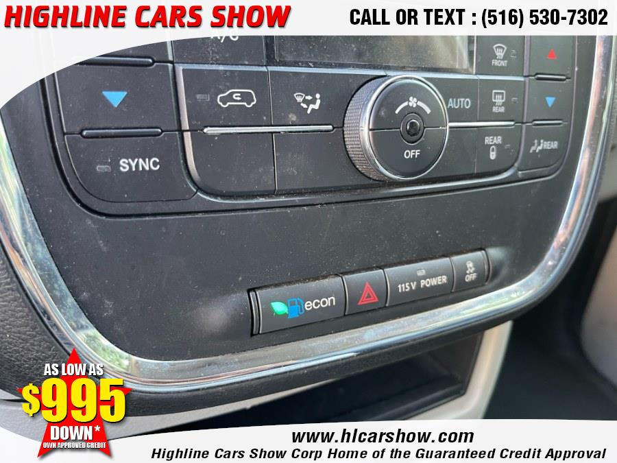 2013 Chrysler Town & Country 4dr Wgn Touring, available for sale in West Hempstead, New York | Highline Cars Show Corp. West Hempstead, New York 2013 Chrysler Town & Country 4dr Wgn Touring, available for sale in West Hempstead, New York | Highline Cars Show Corp. West Hempstead, New York