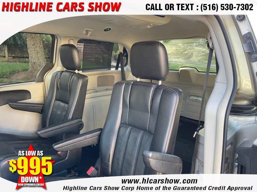 2013 Chrysler Town & Country 4dr Wgn Touring, available for sale in West Hempstead, New York | Highline Cars Show Corp. West Hempstead, New York 2013 Chrysler Town & Country 4dr Wgn Touring, available for sale in West Hempstead, New York | Highline Cars Show Corp. West Hempstead, New York