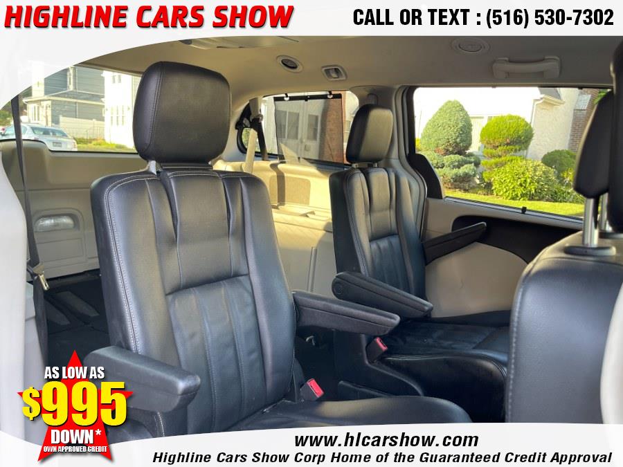 2013 Chrysler Town & Country 4dr Wgn Touring, available for sale in West Hempstead, New York | Highline Cars Show Corp. West Hempstead, New York 2013 Chrysler Town & Country 4dr Wgn Touring, available for sale in West Hempstead, New York | Highline Cars Show Corp. West Hempstead, New York