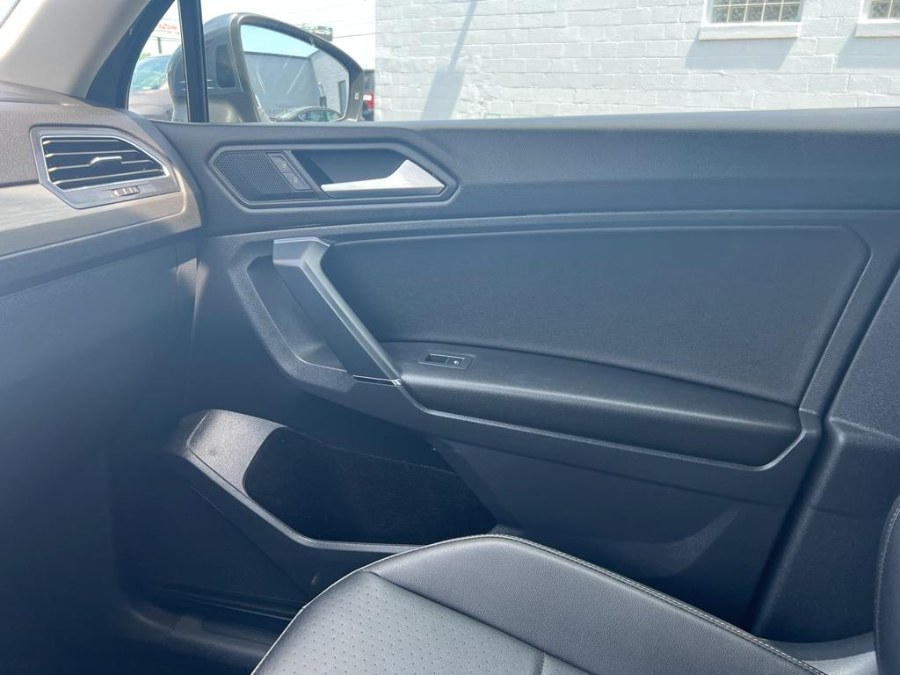 Used Volkswagen Tiguan 2.0T SE 4MOTION 2020 | Inman Motors Sales. Medford, Massachusetts Used Volkswagen Tiguan 2.0T SE 4MOTION 2020 | Inman Motors Sales. Medford, Massachusetts