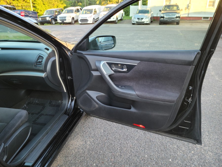 Used Nissan Altima 4dr Sdn I4 2.5 SV 2013 | Toro Auto. East Windsor, Connecticut Used Nissan Altima 4dr Sdn I4 2.5 SV 2013 | Toro Auto. East Windsor, Connecticut