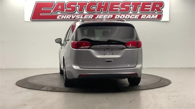 Used Chrysler Pacifica Touring L 2019 | Eastchester Motor Cars. Bronx, New York Used Chrysler Pacifica Touring L 2019 | Eastchester Motor Cars. Bronx, New York