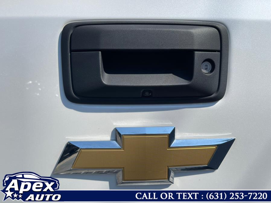2018 Chevrolet Silverado 1500 4WD Crew Cab 153.0" High Country, available for sale in Selden, New York | Apex Auto. Selden, New York 2018 Chevrolet Silverado 1500 4WD Crew Cab 153.0" High Country, available for sale in Selden, New York | Apex Auto. Selden, New York