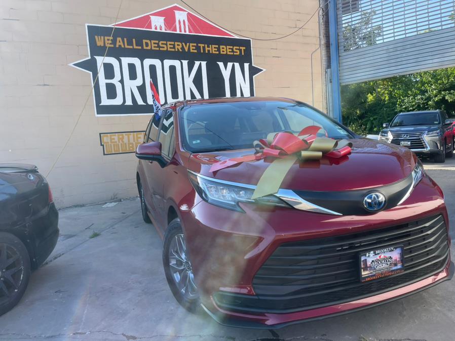 2021 Toyota Sienna LE FWD 8-Passenger (Natl), available for sale in Brooklyn, New York | Brooklyn Auto Mall LLC. Brooklyn, New York 2021 Toyota Sienna LE FWD 8-Passenger (Natl), available for sale in Brooklyn, New York | Brooklyn Auto Mall LLC. Brooklyn, New York