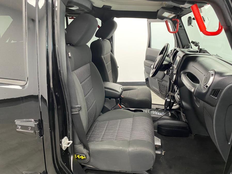 Used Jeep Wrangler Unlimited 4WD 4dr Rubicon 2012 | M Auto Group. Elizabeth, New Jersey Used Jeep Wrangler Unlimited 4WD 4dr Rubicon 2012 | M Auto Group. Elizabeth, New Jersey