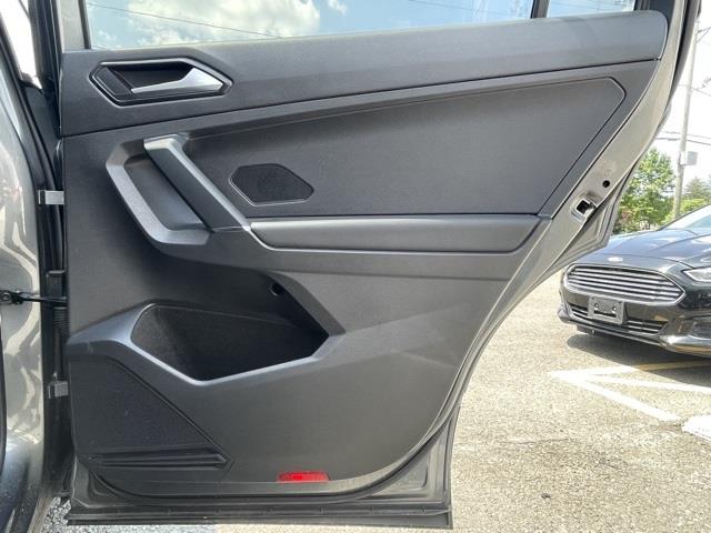 Used Volkswagen Tiguan 2.0T SEL 2018 | Blasius Federal Road. Brookfield, Connecticut Used Volkswagen Tiguan 2.0T SEL 2018 | Blasius Federal Road. Brookfield, Connecticut
