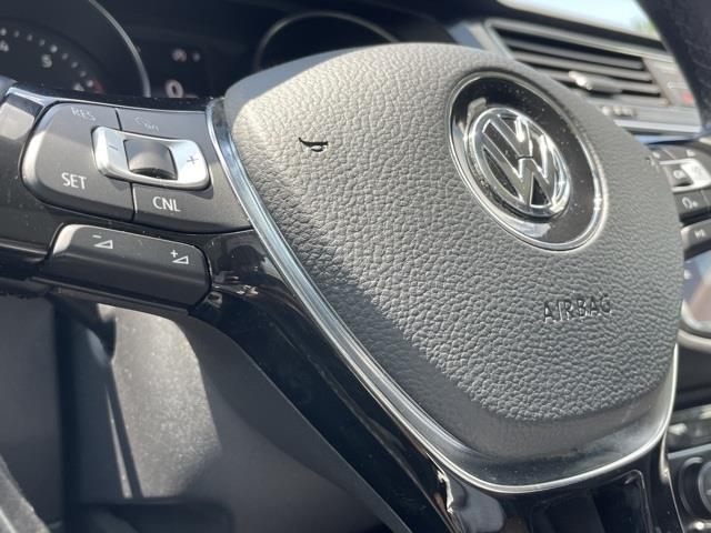 Used Volkswagen Tiguan 2.0T SEL 2018 | Blasius Federal Road. Brookfield, Connecticut Used Volkswagen Tiguan 2.0T SEL 2018 | Blasius Federal Road. Brookfield, Connecticut