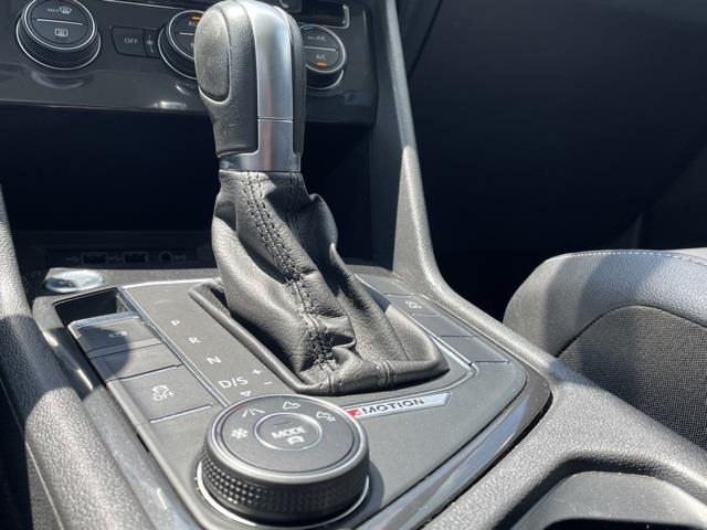 Used Volkswagen Tiguan 2.0T SEL 2018 | Blasius Federal Road. Brookfield, Connecticut Used Volkswagen Tiguan 2.0T SEL 2018 | Blasius Federal Road. Brookfield, Connecticut