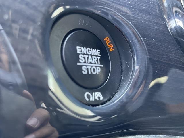 Used Jeep Grand Cherokee Overland 2019 | Blasius of Danbury. Danbury, Connecticut Used Jeep Grand Cherokee Overland 2019 | Blasius of Danbury. Danbury, Connecticut