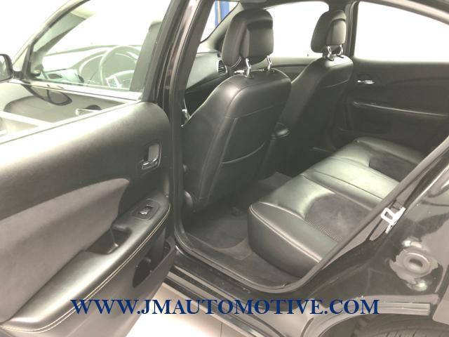 2011 Chrysler 200 4dr Sdn S, available for sale in Naugatuck, Connecticut | J&M Automotive Sls&Svc LLC. Naugatuck, Connecticut 2011 Chrysler 200 4dr Sdn S, available for sale in Naugatuck, Connecticut | J&M Automotive Sls&Svc LLC. Naugatuck, Connecticut