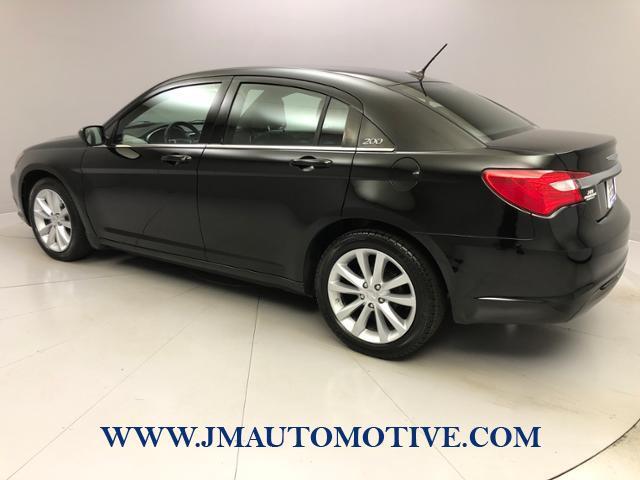 2011 Chrysler 200 4dr Sdn S, available for sale in Naugatuck, Connecticut | J&M Automotive Sls&Svc LLC. Naugatuck, Connecticut 2011 Chrysler 200 4dr Sdn S, available for sale in Naugatuck, Connecticut | J&M Automotive Sls&Svc LLC. Naugatuck, Connecticut