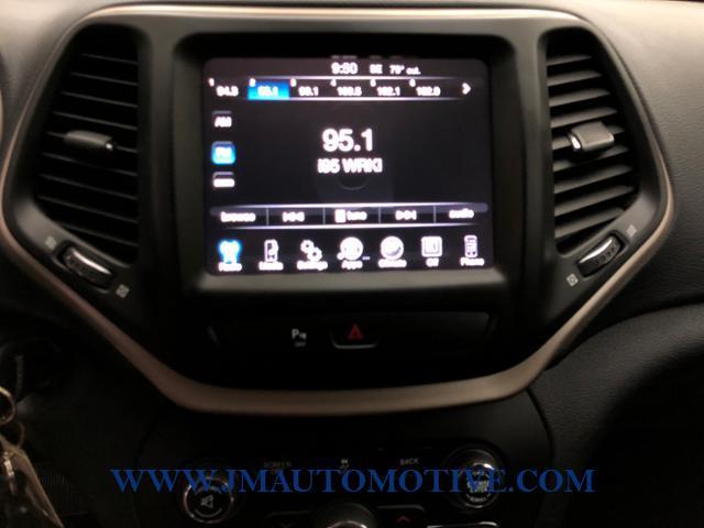 2016 Jeep Cherokee 4WD 4dr Latitude, available for sale in Naugatuck, Connecticut | J&M Automotive Sls&Svc LLC. Naugatuck, Connecticut 2016 Jeep Cherokee 4WD 4dr Latitude, available for sale in Naugatuck, Connecticut | J&M Automotive Sls&Svc LLC. Naugatuck, Connecticut