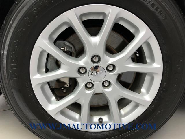 2016 Jeep Cherokee 4WD 4dr Latitude, available for sale in Naugatuck, Connecticut | J&M Automotive Sls&Svc LLC. Naugatuck, Connecticut 2016 Jeep Cherokee 4WD 4dr Latitude, available for sale in Naugatuck, Connecticut | J&M Automotive Sls&Svc LLC. Naugatuck, Connecticut
