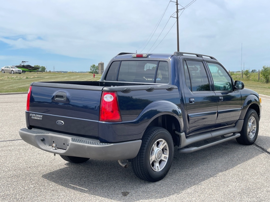 Used Ford Explorer Sport Trac 4dr 126" WB 4WD XLT 2003 | Geneva Motor Cars. Darien, Wisconsin Used Ford Explorer Sport Trac 4dr 126" WB 4WD XLT 2003 | Geneva Motor Cars. Darien, Wisconsin