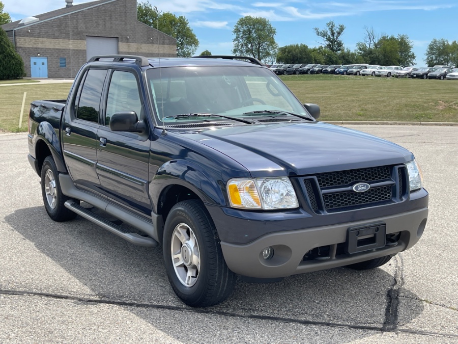 Used Ford Explorer Sport Trac 4dr 126" WB 4WD XLT 2003 | Geneva Motor Cars. Darien, Wisconsin Used Ford Explorer Sport Trac 4dr 126" WB 4WD XLT 2003 | Geneva Motor Cars. Darien, Wisconsin