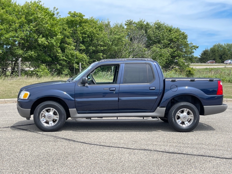 Used Ford Explorer Sport Trac 4dr 126" WB 4WD XLT 2003 | Geneva Motor Cars. Darien, Wisconsin Used Ford Explorer Sport Trac 4dr 126" WB 4WD XLT 2003 | Geneva Motor Cars. Darien, Wisconsin