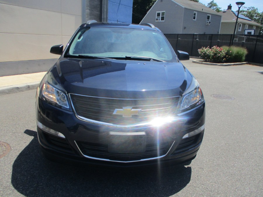 2017 Chevrolet Traverse FWD 4dr LS w/1LS, available for sale in Massapequa, New York | South Shore Auto Brokers & Sales. Massapequa, New York 2017 Chevrolet Traverse FWD 4dr LS w/1LS, available for sale in Massapequa, New York | South Shore Auto Brokers & Sales. Massapequa, New York
