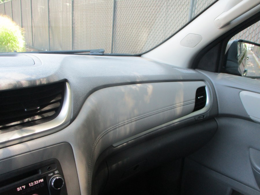 2017 Chevrolet Traverse FWD 4dr LS w/1LS, available for sale in Massapequa, New York | South Shore Auto Brokers & Sales. Massapequa, New York 2017 Chevrolet Traverse FWD 4dr LS w/1LS, available for sale in Massapequa, New York | South Shore Auto Brokers & Sales. Massapequa, New York